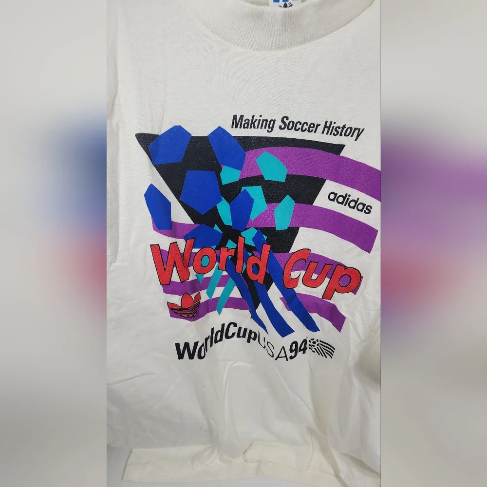 NWT VTG Adidas World Cup USA 94 Making Soccer History Single Stitch T-Shirt XL - Picture 3 of 15